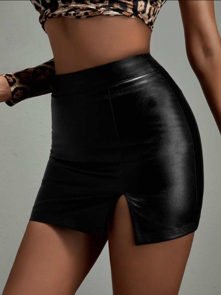 Obsidian mini skirt